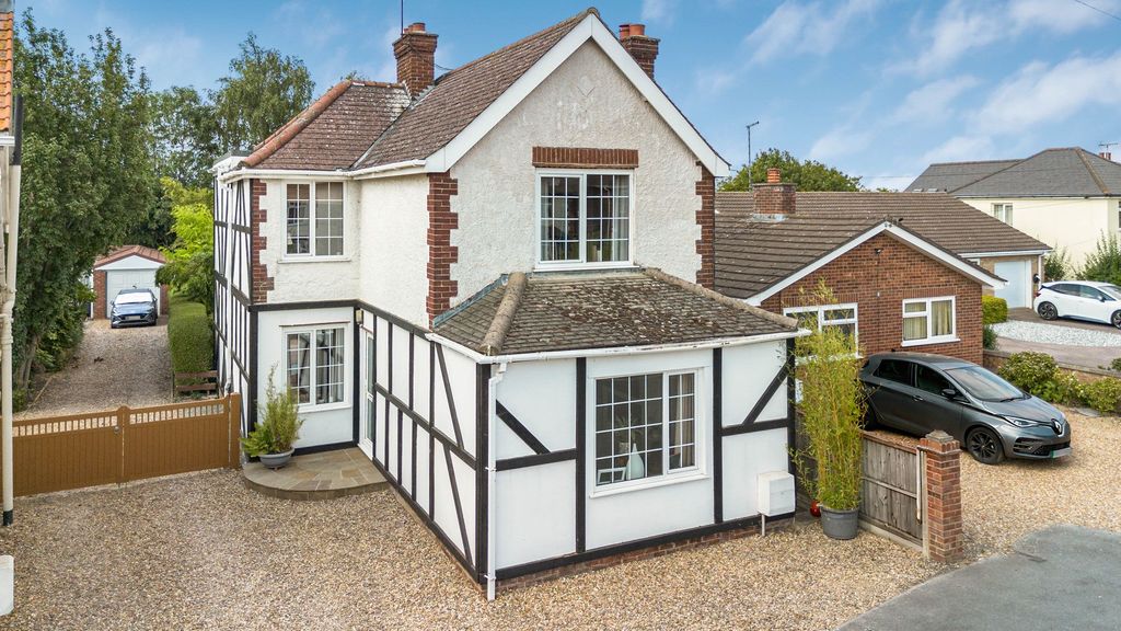 Property photo 1 of 26