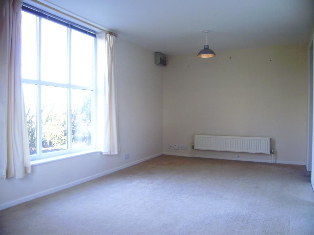 Property photo 2 of 7 Bedroom