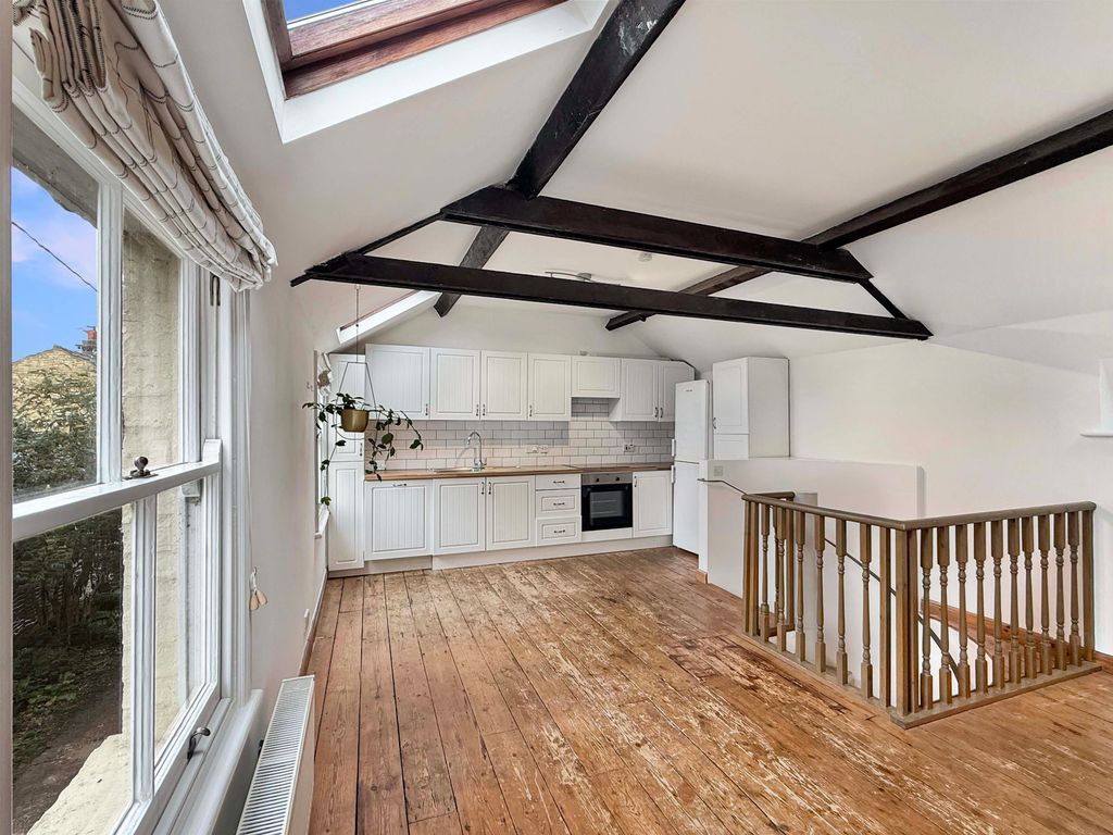 Property photo 2 of 15 0B8Bbd33E72F964001Cebc952B5A5944Aca7F91F