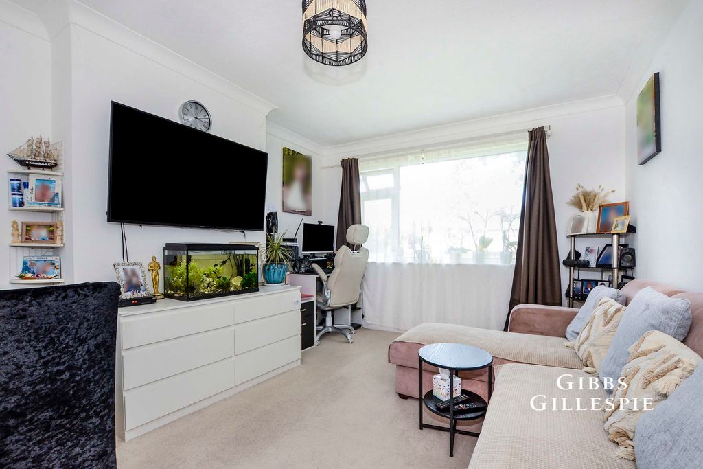 Property photo 2 of 14 Pbox-Img.Jpg