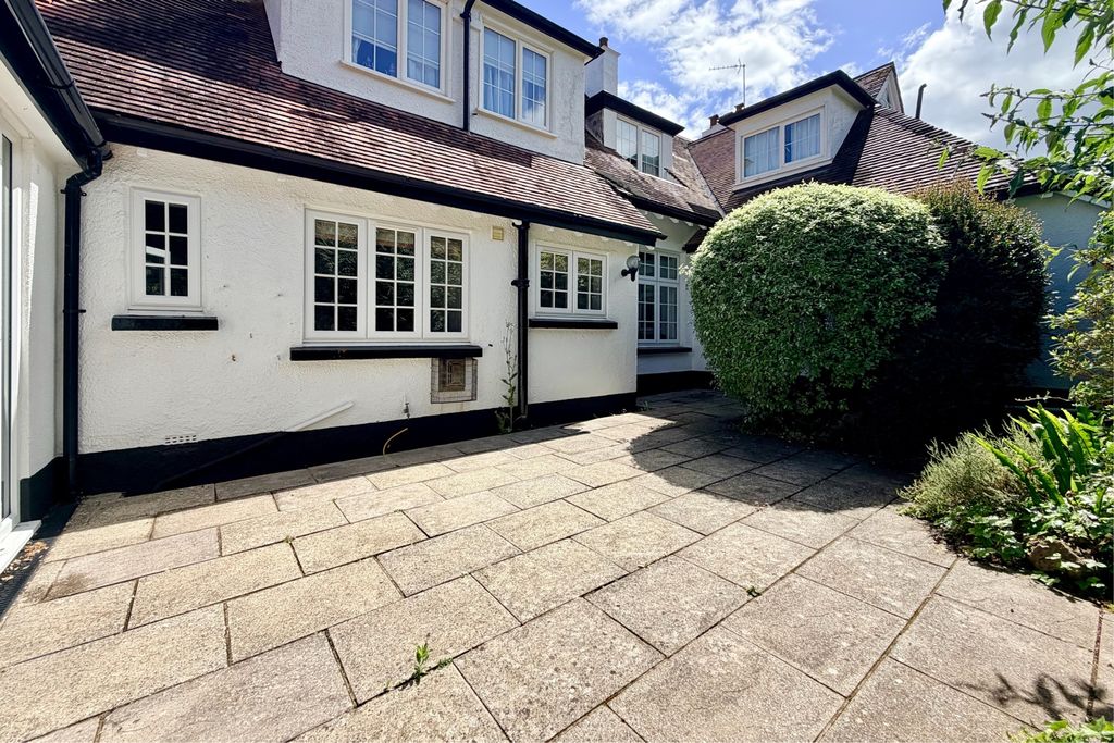 Property photo 3 of 14 Photograph
