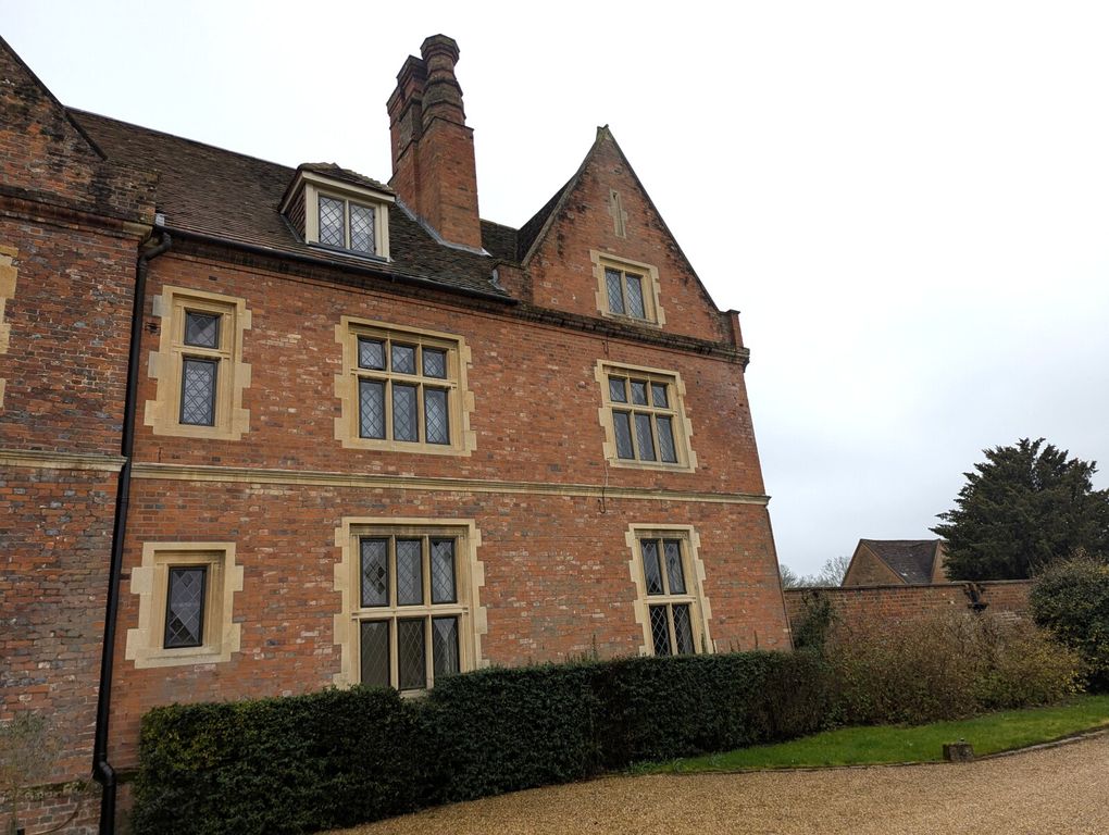 Property photo 1 of 5 Picture No. 14