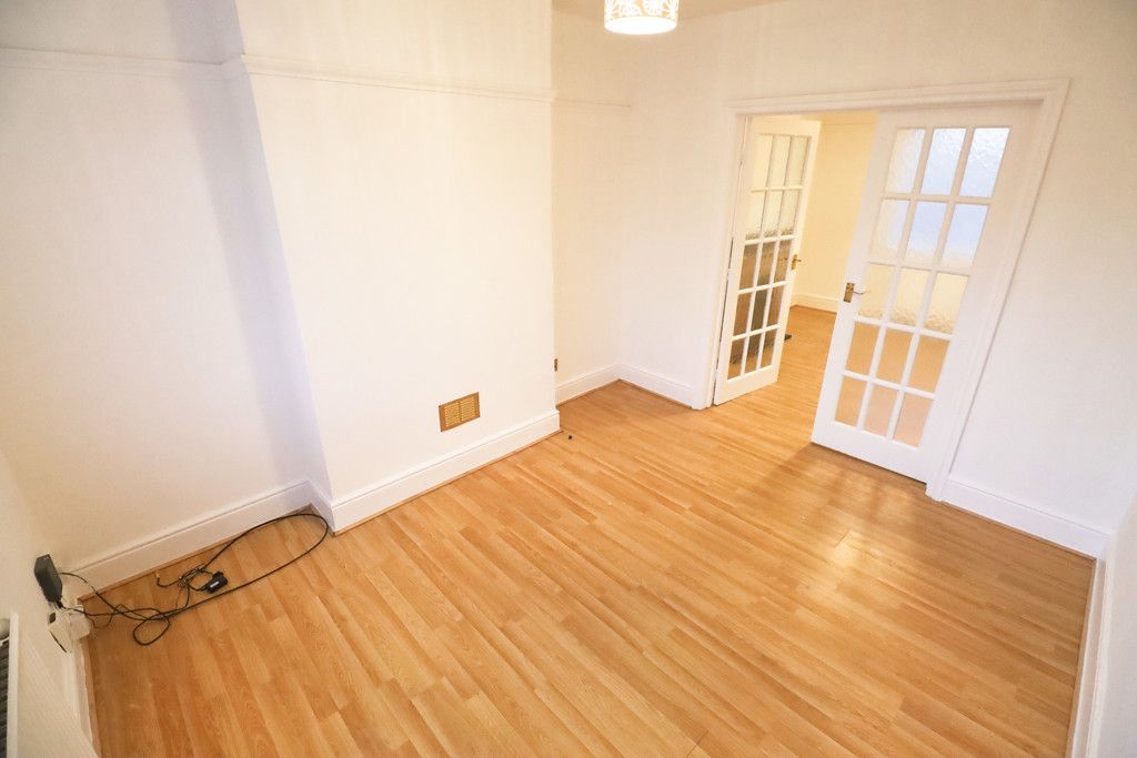 Property photo 3 of 11 Photo 13