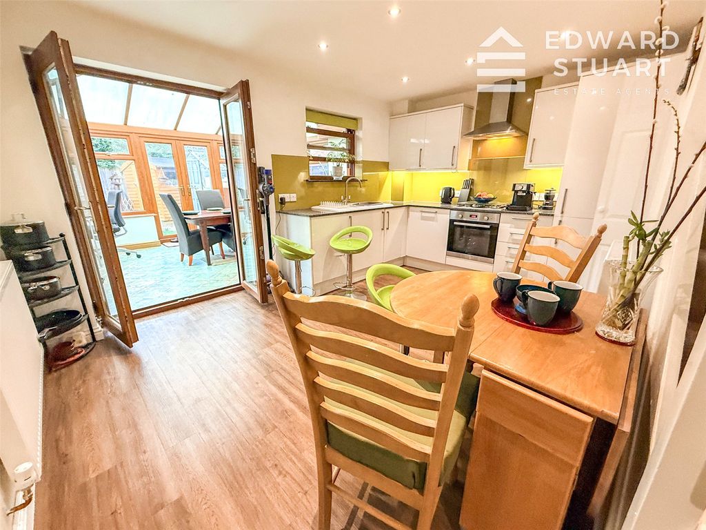 Property photo 3 of 15 Picture No. 04