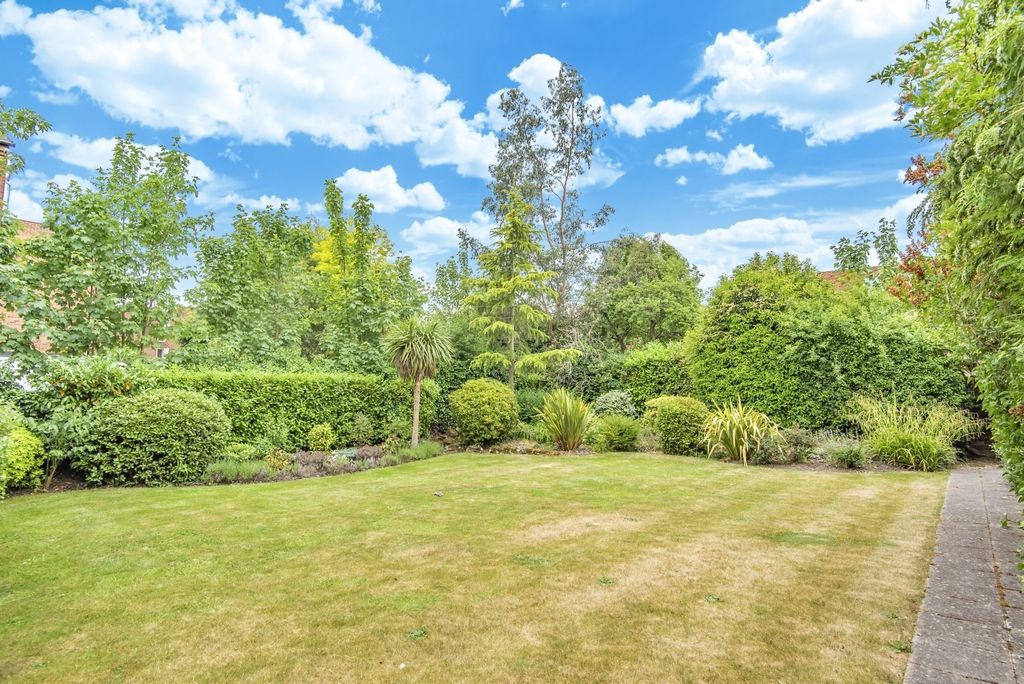Property photo 2 of 2 2
