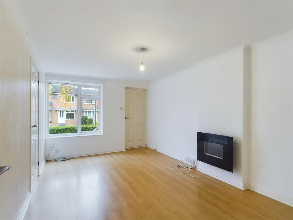 Property photo 2 of 9 Cam01931G0-Pr0232-Still005.Jpg