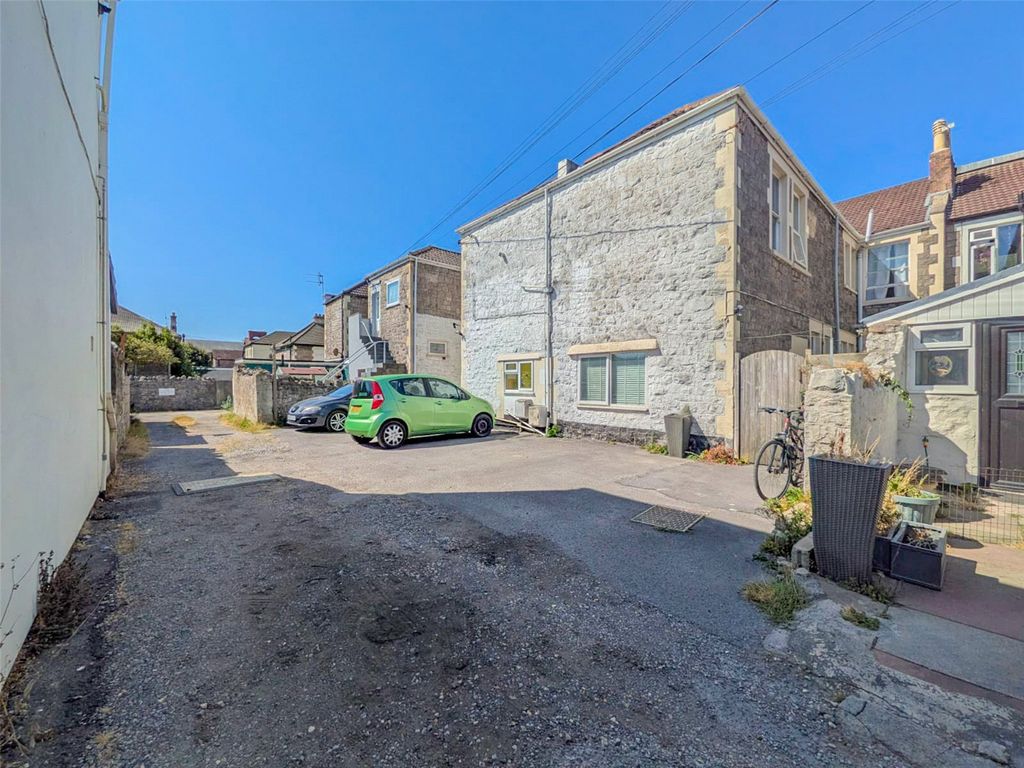 Property photo 1 of 18 Picture No. 54