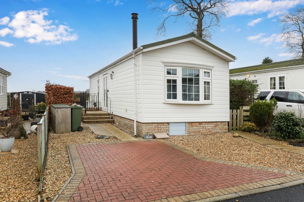 Property photo 1 of 19 Primary Property Image