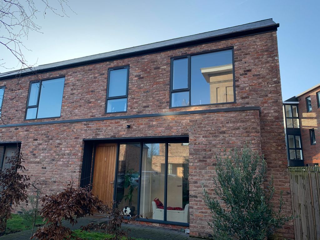 Property photo 1 of 14 Image