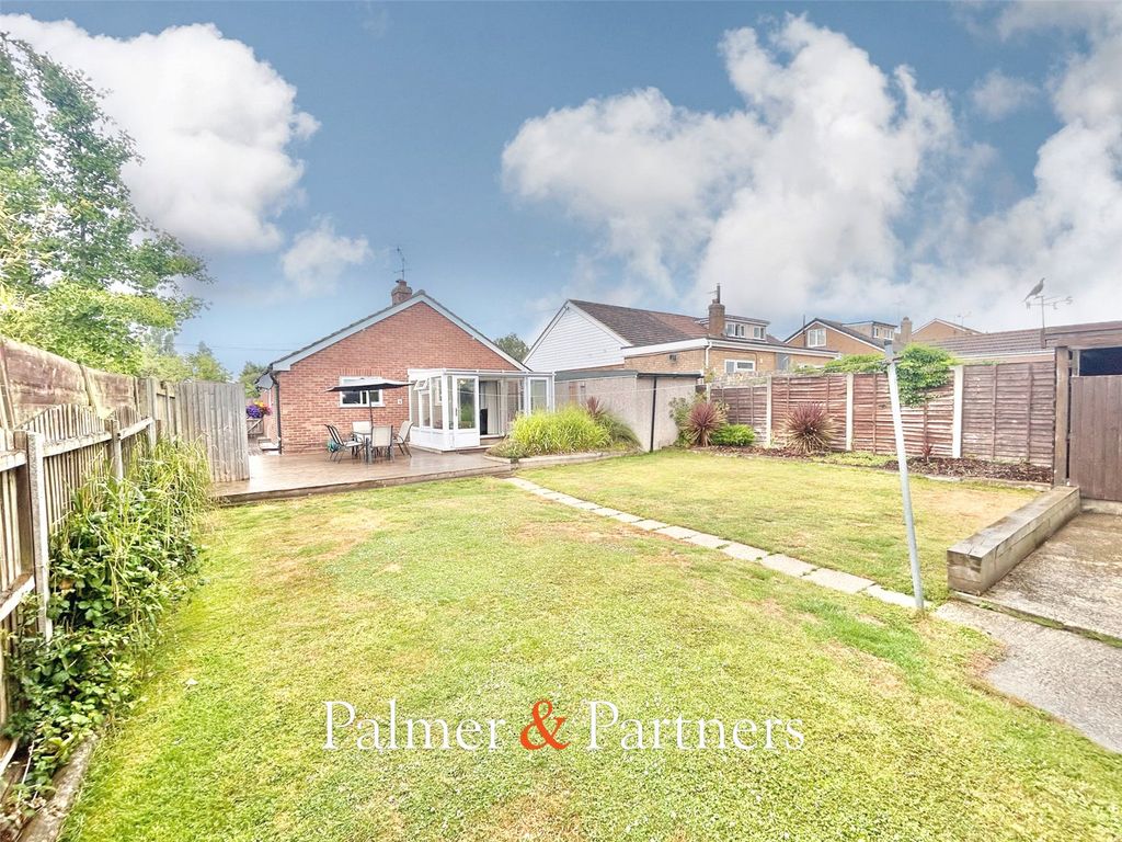 Property photo 3 of 16 Picture No. 32