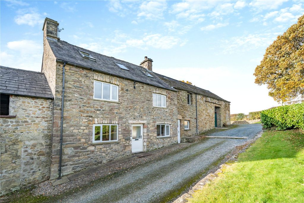 Property photo 2 of 24 Green Head Farm