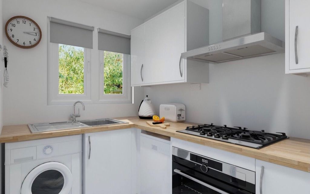 Property photo 2 of 9 Kitchen.Png