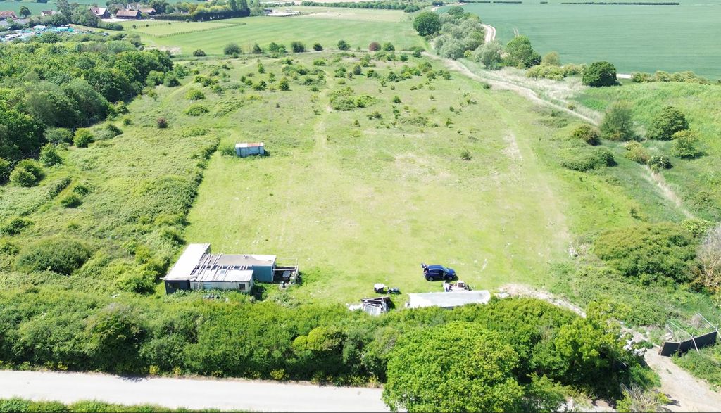 Property photo 1 of 8 Plot