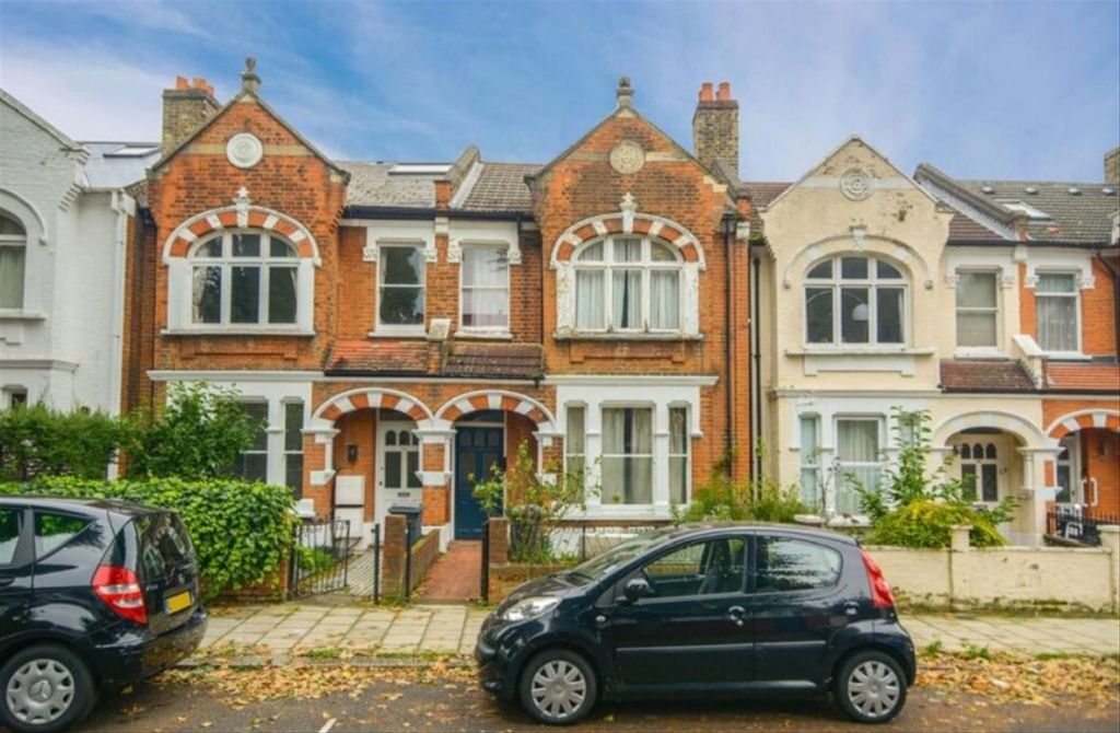 Property photo 1 of 7