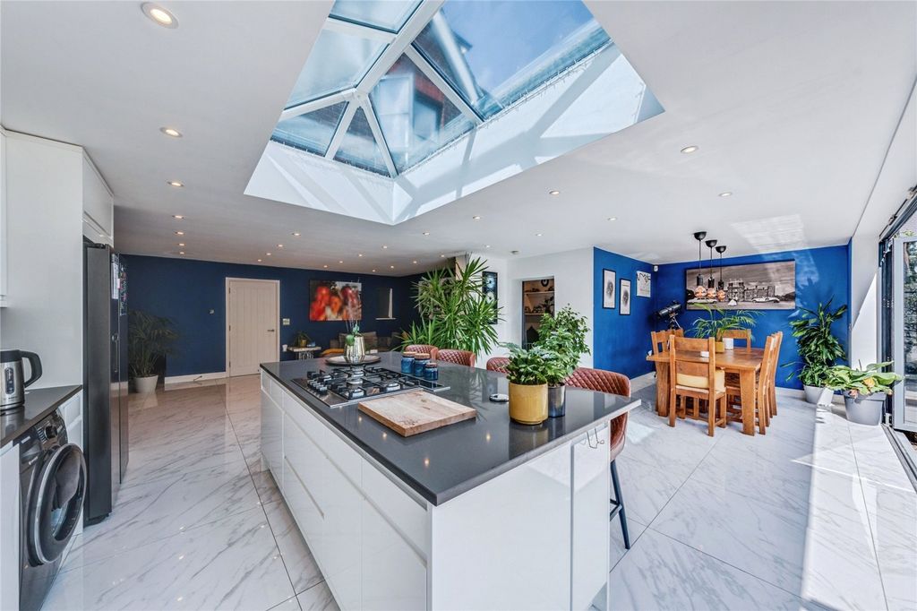 Property photo 3 of 28 Open Plan Living