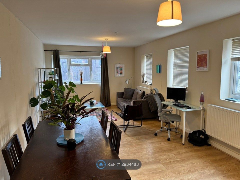 Property photo 1 of 10 Open Plan Living Room And Kitchen