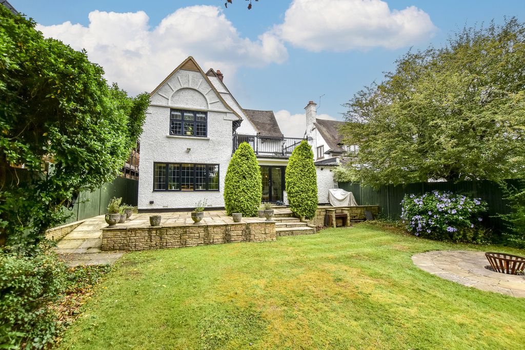 Property photo 1 of 19