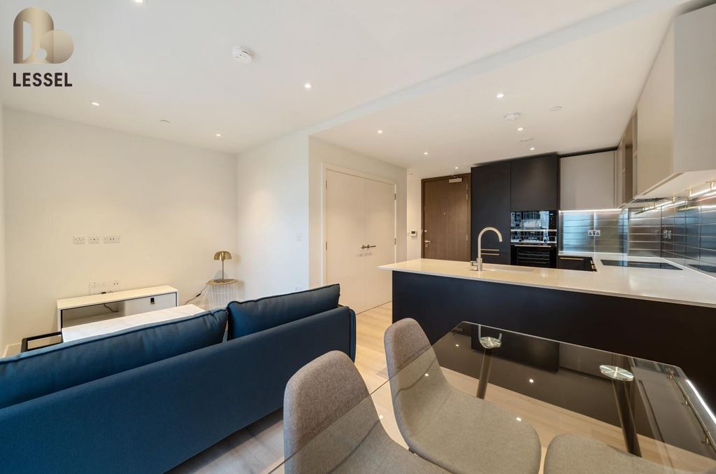 Property photo 2 of 16 Bc28A833-77F5-4Fab-B212-7B23979Ad4c3.Jpg