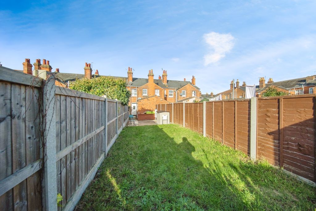 Property photo 1 of 10 Photo