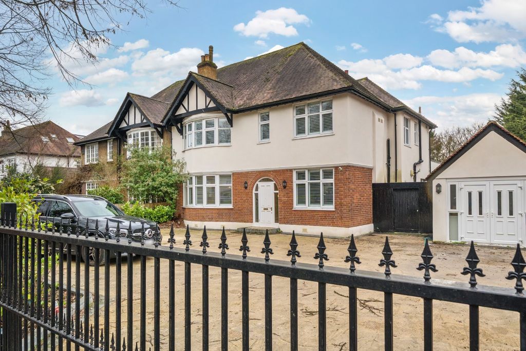 Property photo 1 of 36 Picture No. 74
