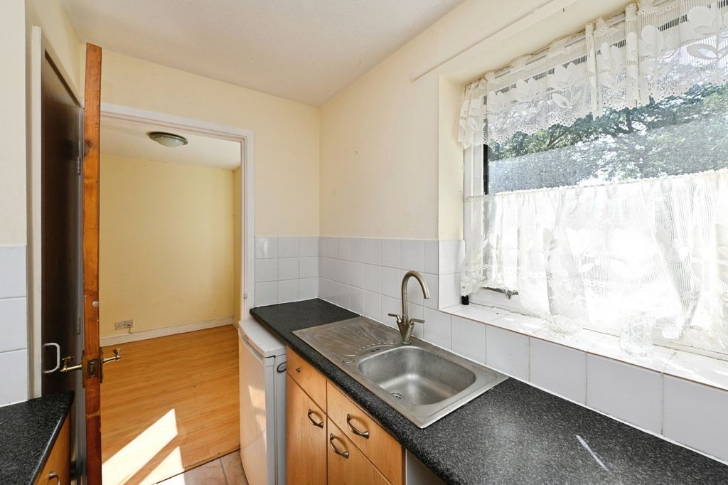 Property photo 3 of 17 Photo