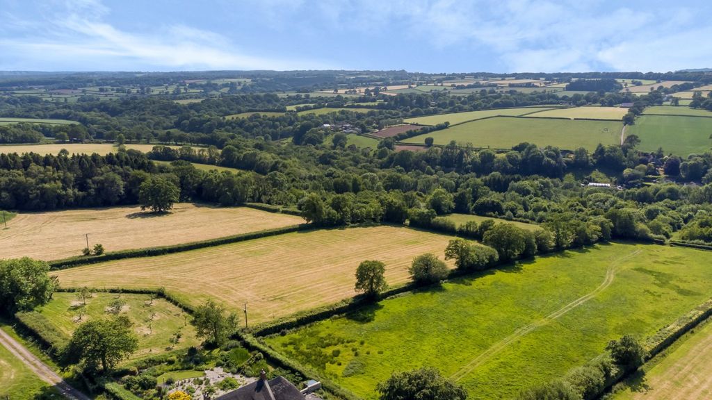 Property photo 2 of 3 Land