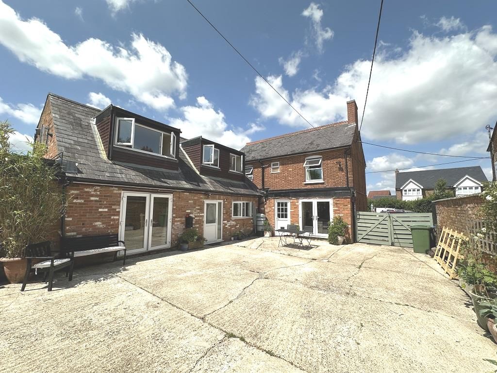 Property photo 1 of 33