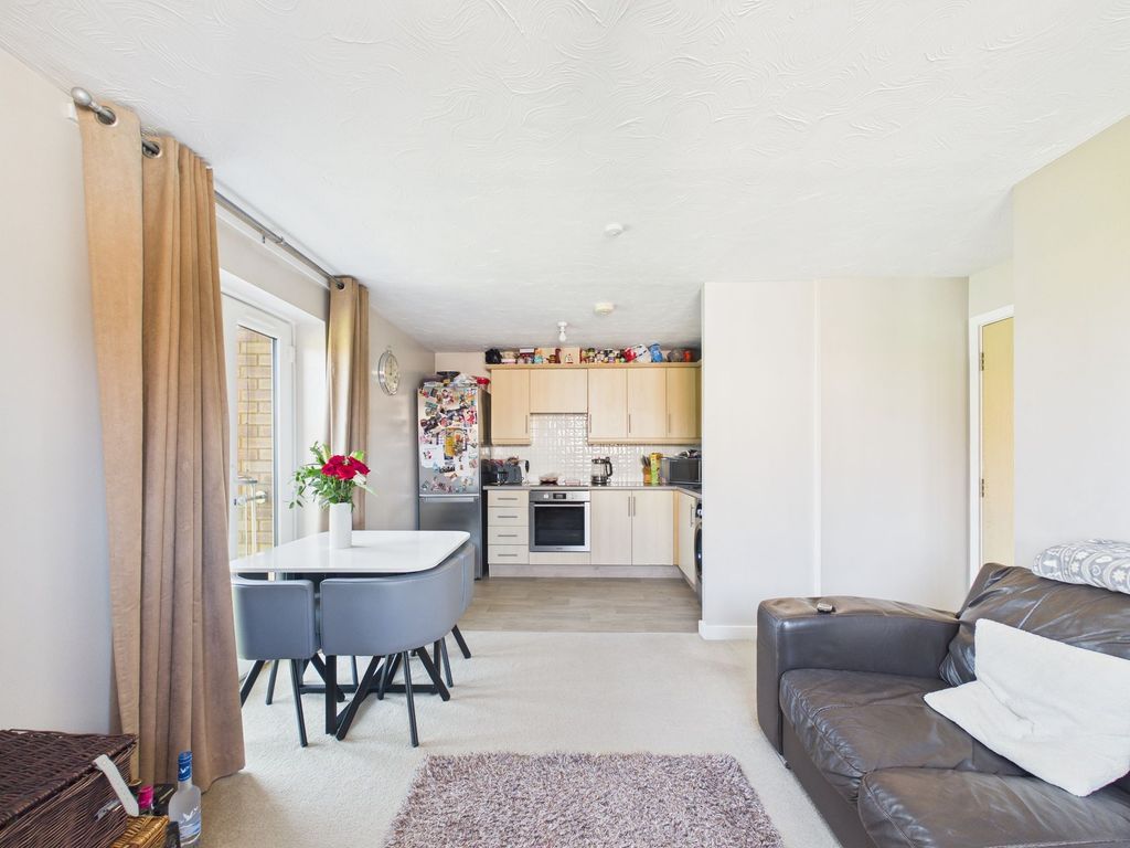 Property photo 2 of 13