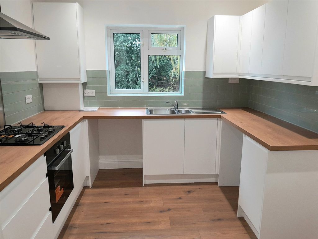 Property photo 3 of 12 Picture No. 12