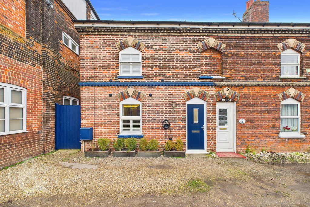 Property photo 1 of 25