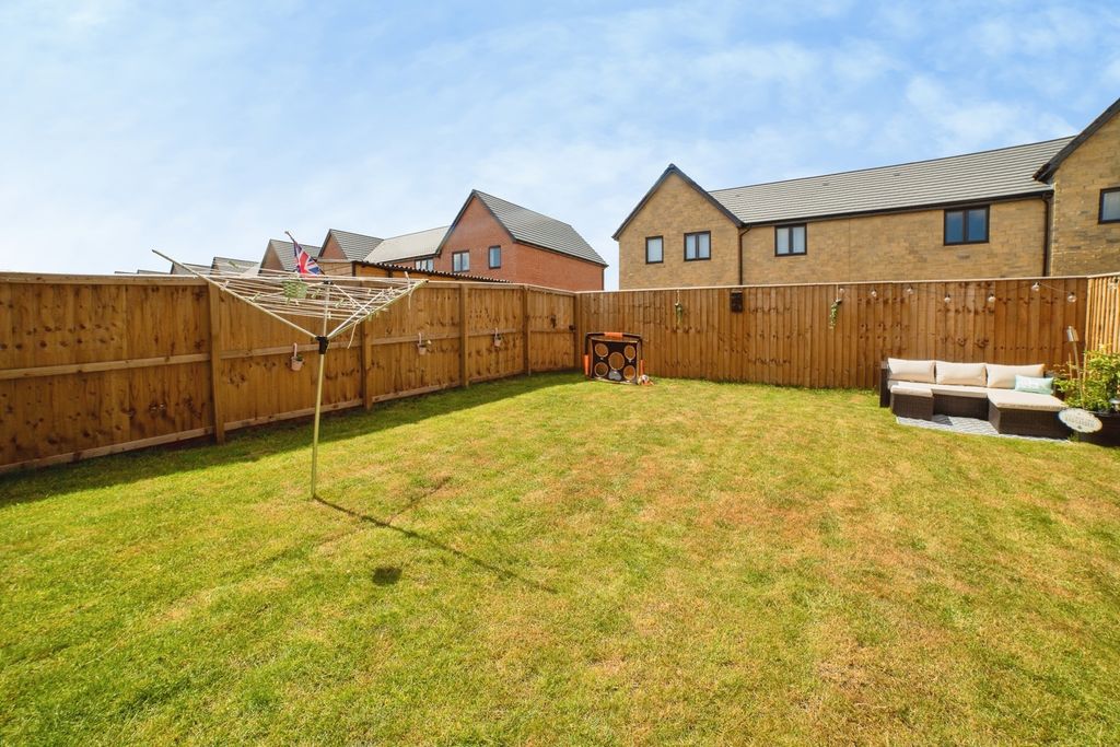 Property photo 2 of 19 Pbox-Img.Jpg