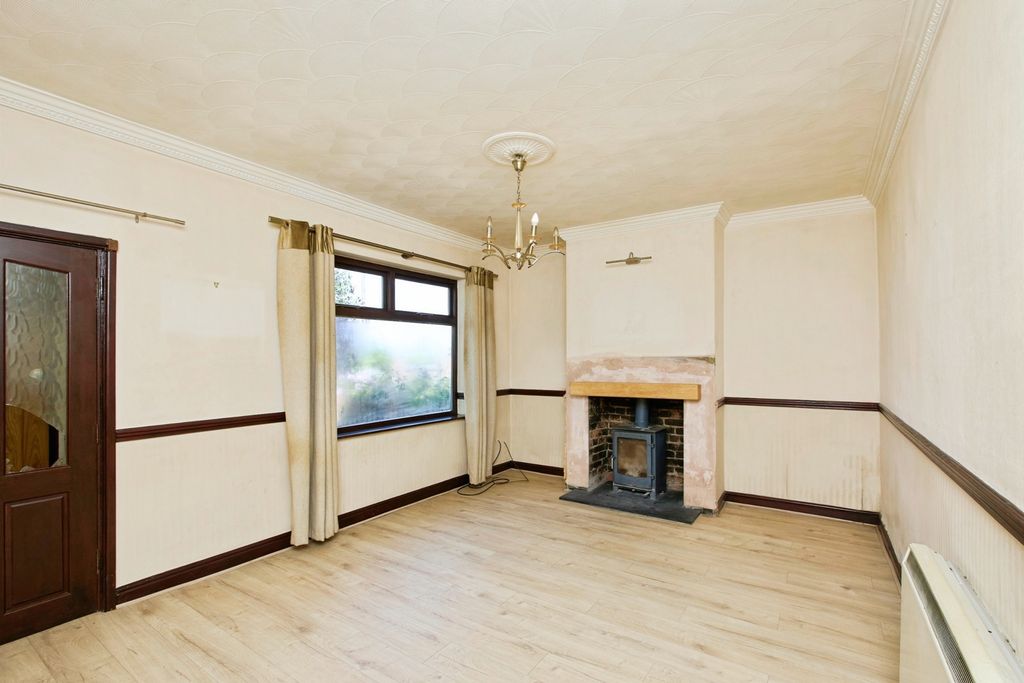 Property photo 3 of 26 Pbox-Img.Jpg