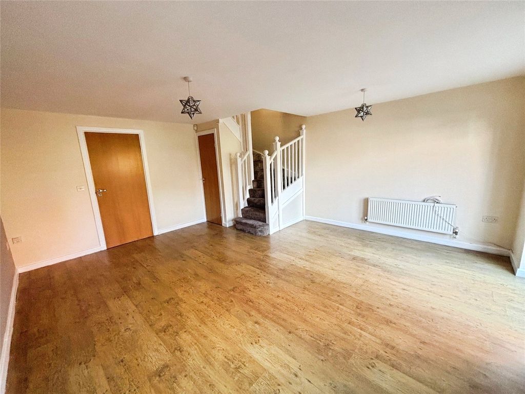 Property photo 3 of 13 Living Room