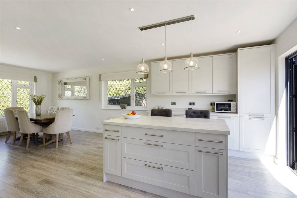 Property photo 3 of 12 Picture No. 20