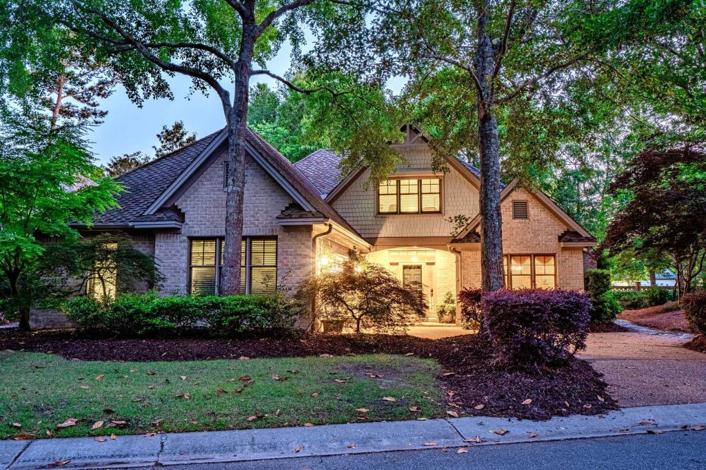 Property photo 1 of 22