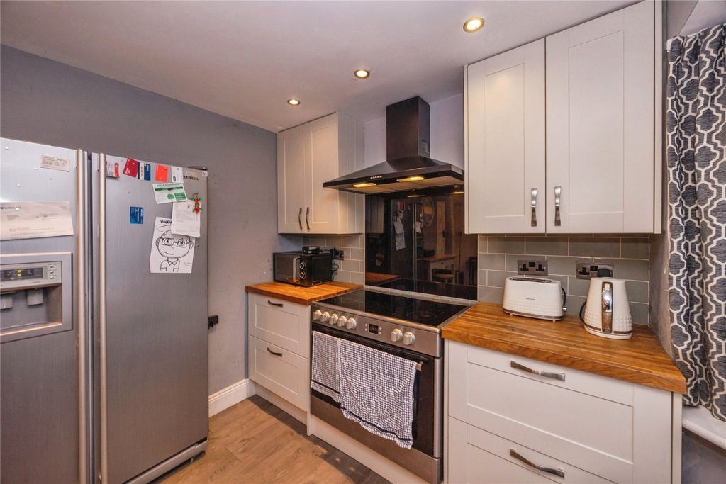 Property photo 3 of 26 Picture No. 35