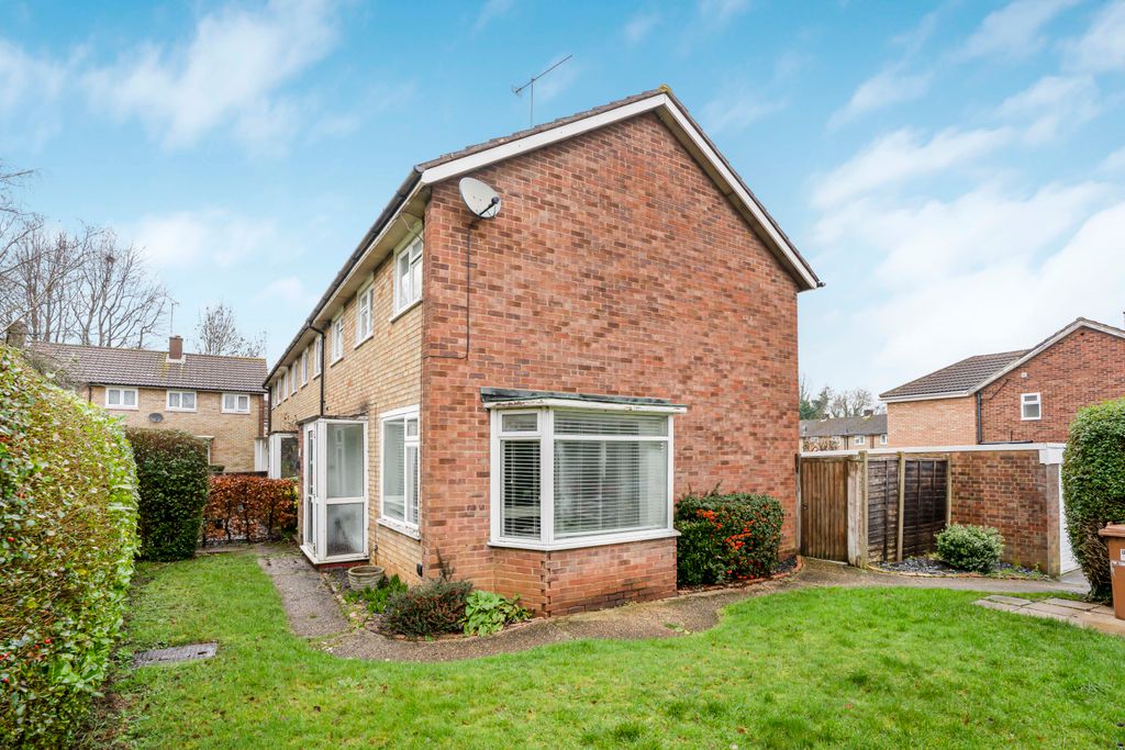 Property photo 1 of 12 372772