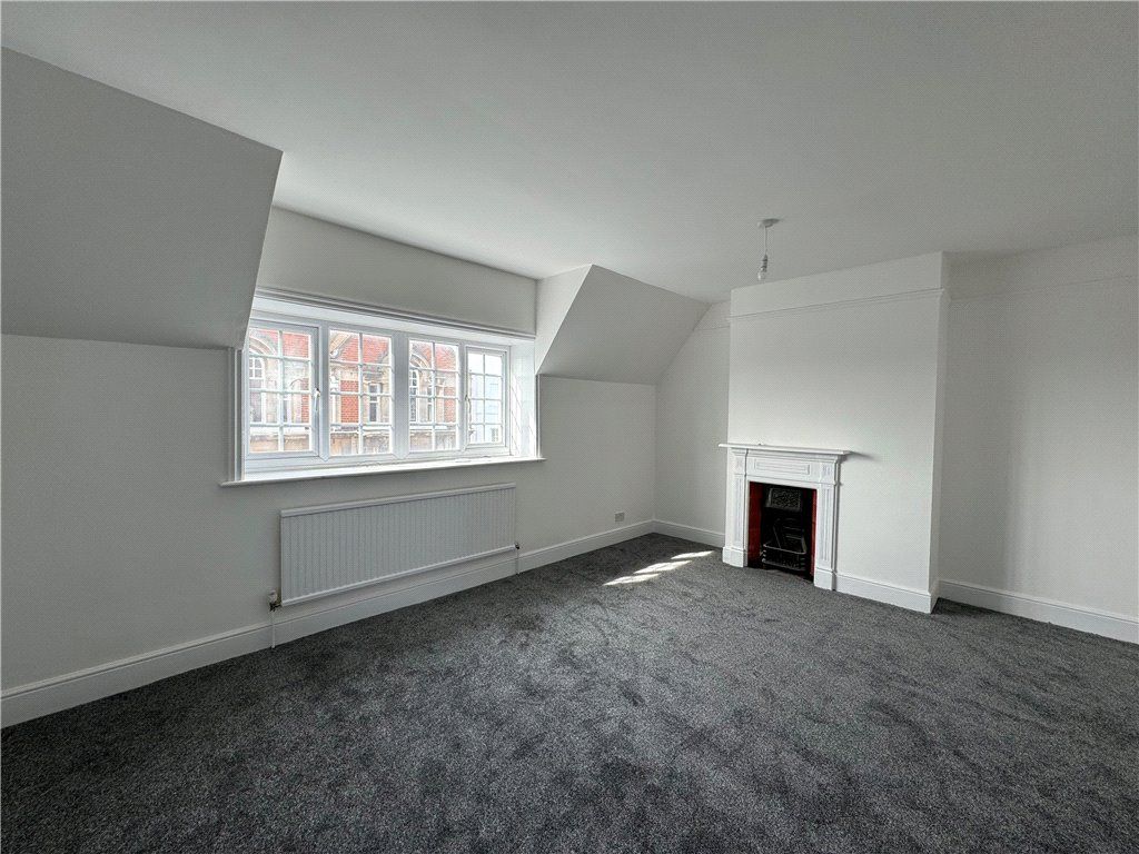 Property photo 2 of 9 Picture No. 24