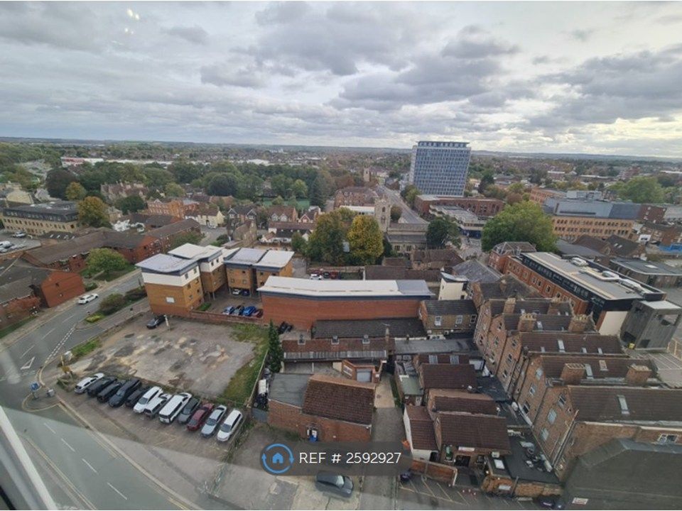 Property photo 2 of 8