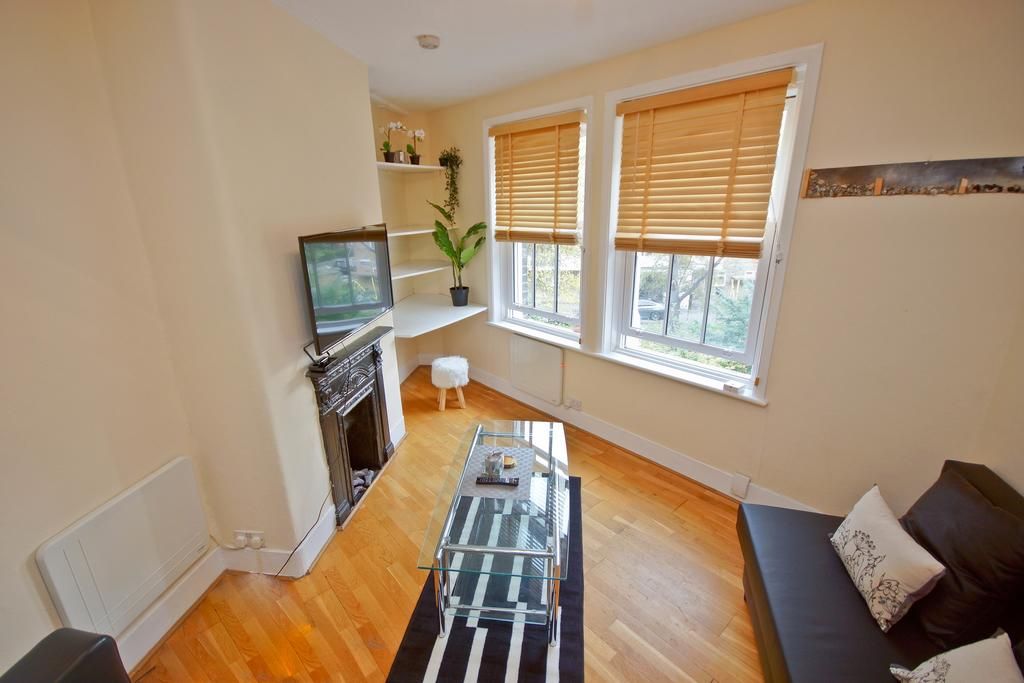 Property photo 2 of 8 Gallery