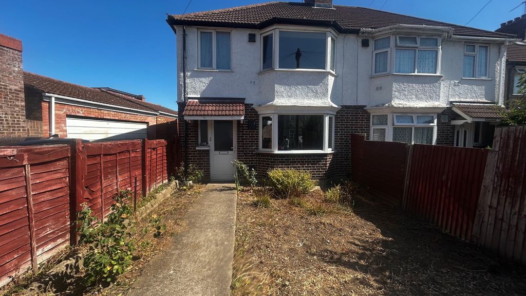 Property photo 1 of 12 1