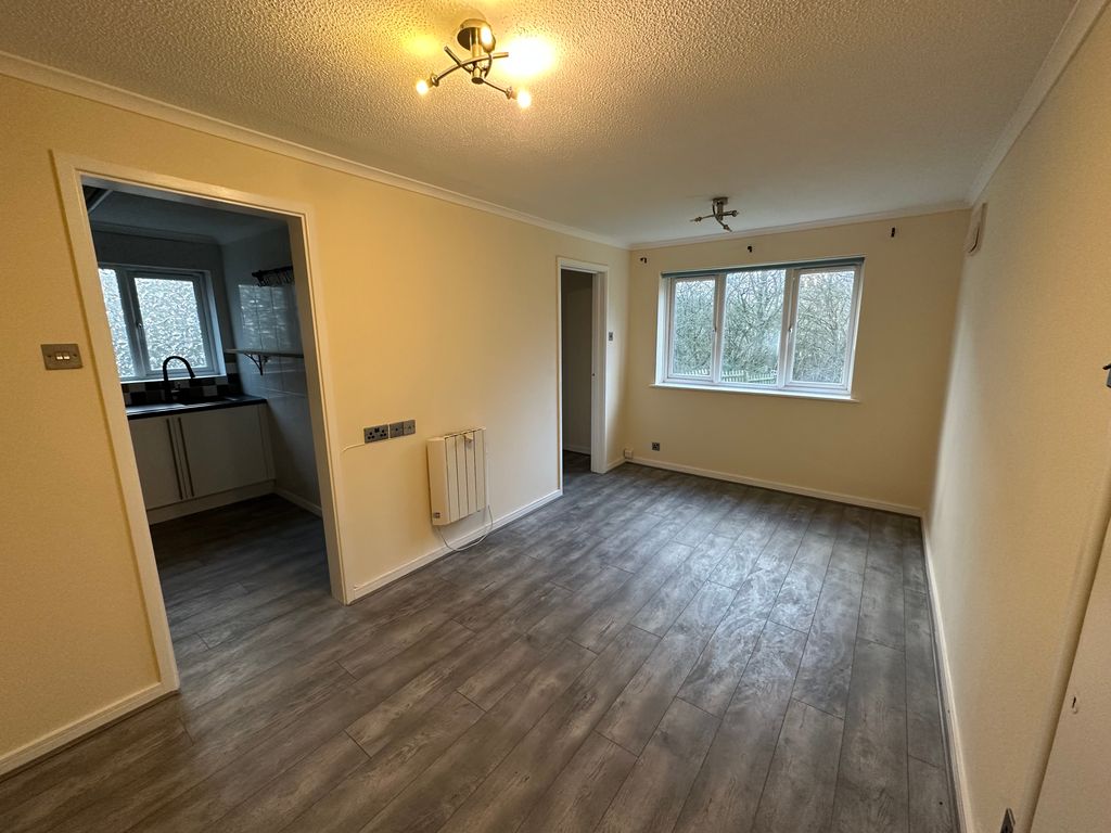 Property photo 3 of 7 Bedroom