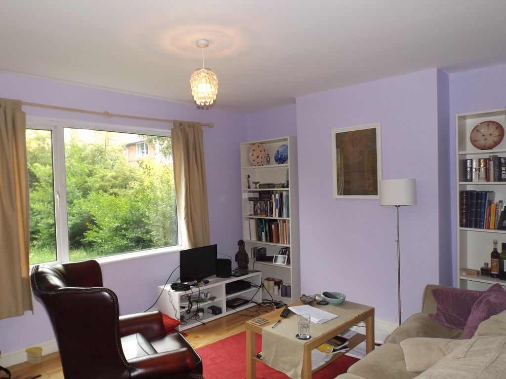 Property photo 2 of 3