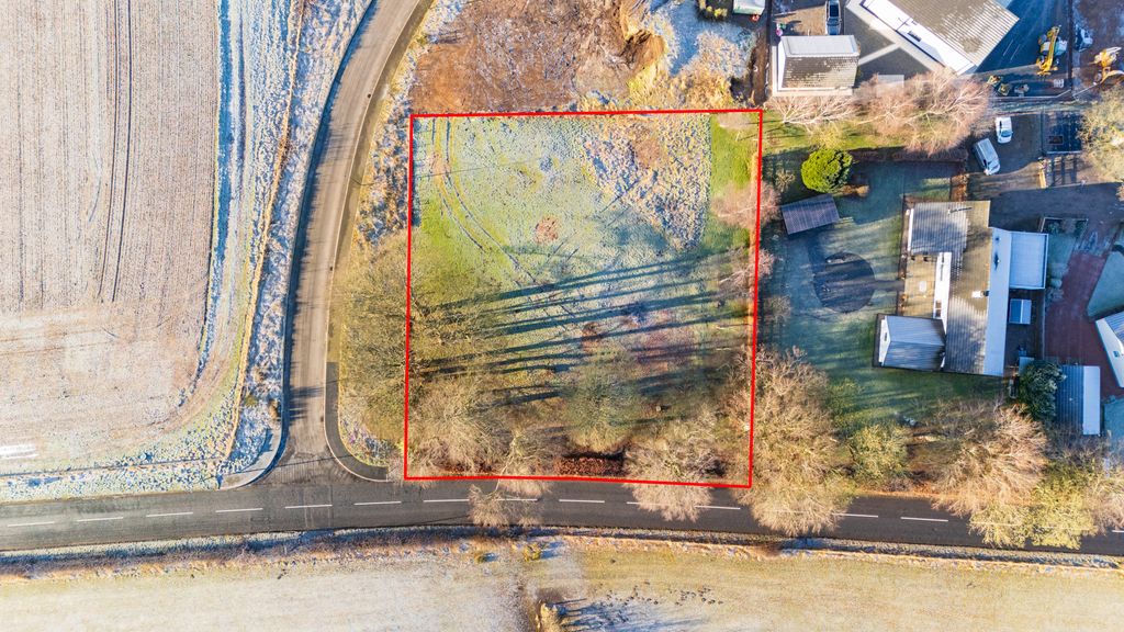 Property photo 2 of 11 Overhead