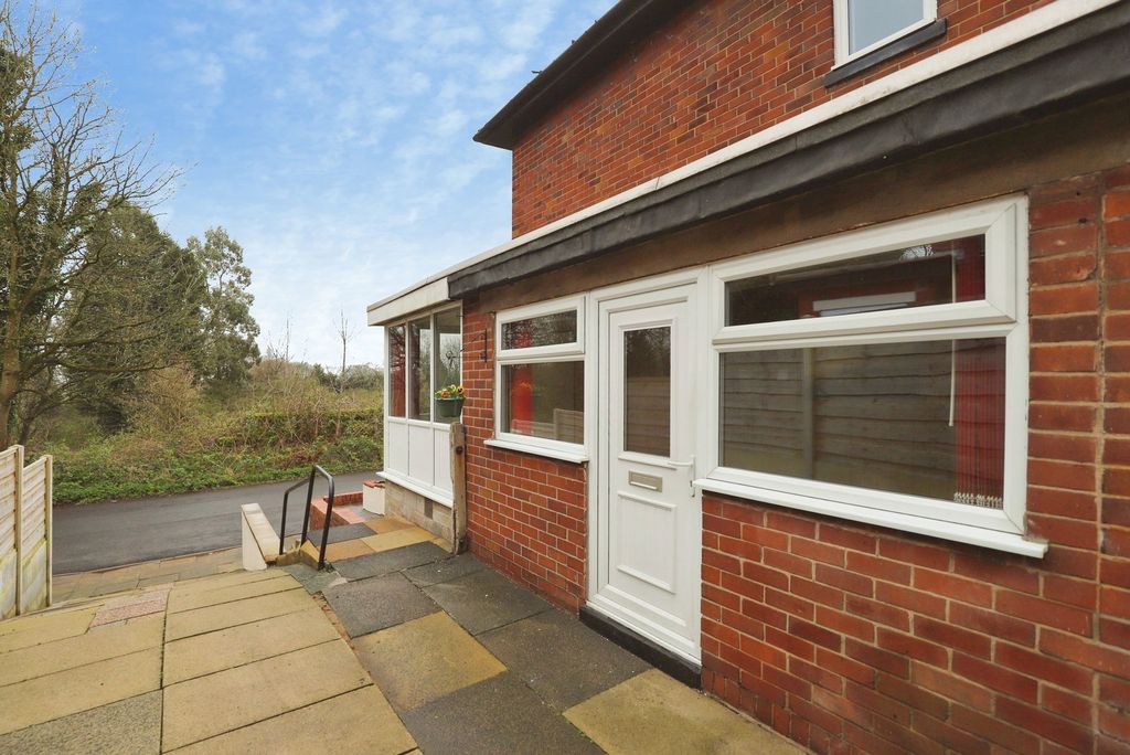 Property photo 3 of 30