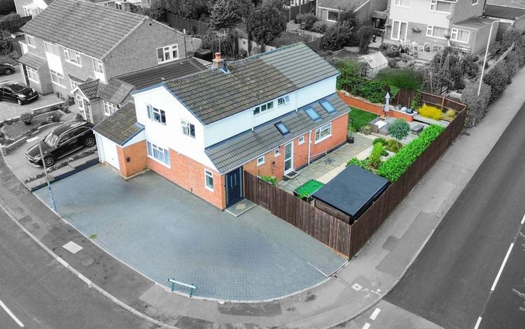 Property photo 1 of 35