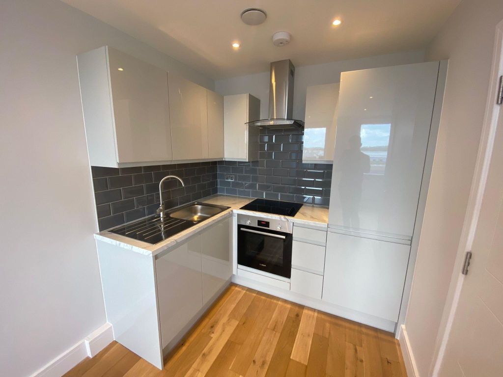 Property photo 1 of 5 Kitchen