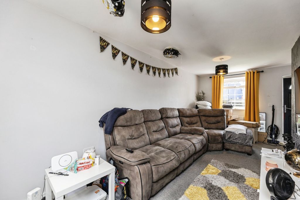 Property photo 3 of 19 3v9A7233