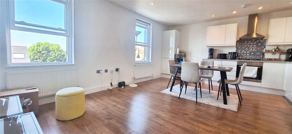 Property photo 1 of 7 Reception Room