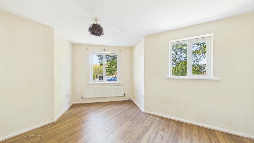 Property photo 1 of 10 Cam05101G0-Pr0162-Still002.Jpg
